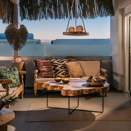 Khroma Luxury 2 Front With Private Mini Pool Jacuzzi * Hersonissos (Crete)