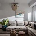 Khroma Luxury 2 Front *