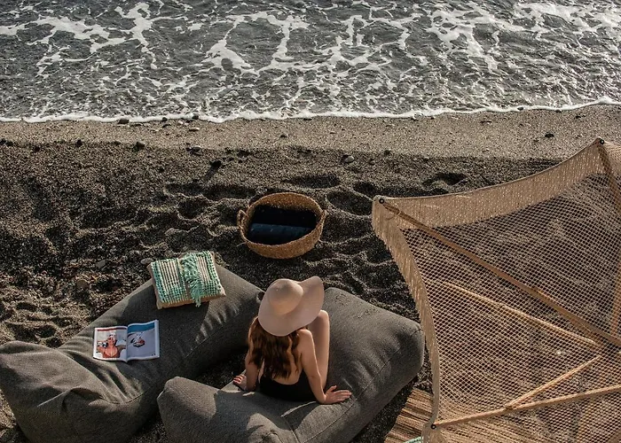 Khroma Luxury 2 Front With Private Mini Pool Jacuzzi