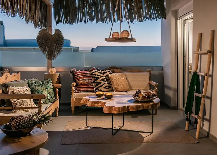 Khroma Luxury 2 Front With Private Mini Pool Jacuzzi * Hersonissos (Crete)