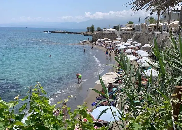 Khroma Luxury 2 Front With Private Mini Pool Jacuzzi * 赫索尼索斯