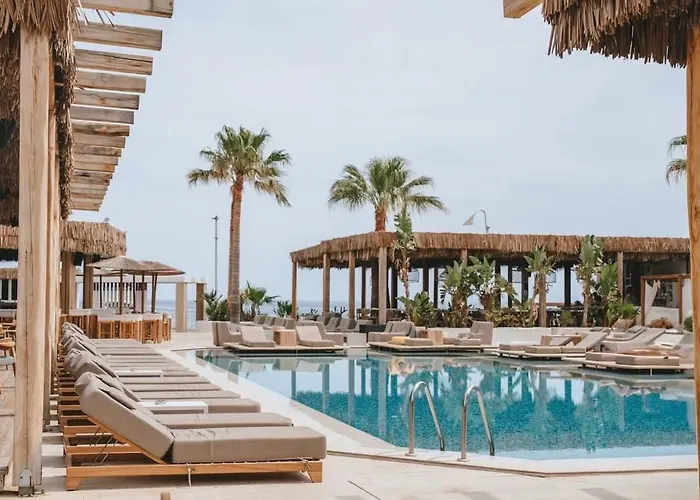 Khroma Luxury 2 Front With Private Mini Pool Jacuzzi Apartament