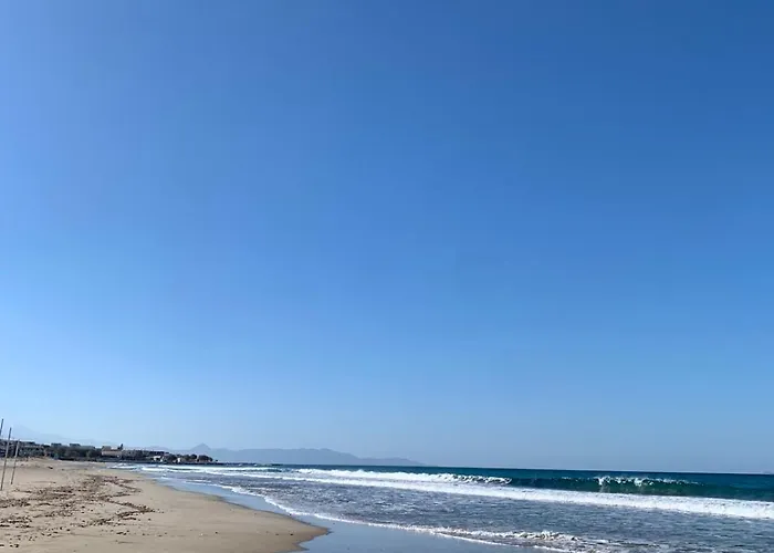 Khroma Luxury 2 Front With Private Mini Pool Jacuzzi Hersonissos (Crete)